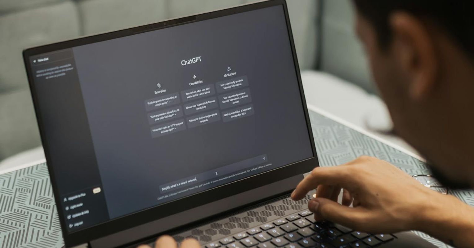 Huxley-Gödel-maskinen: Når AI lærer at lære og udfordrer undervisningen